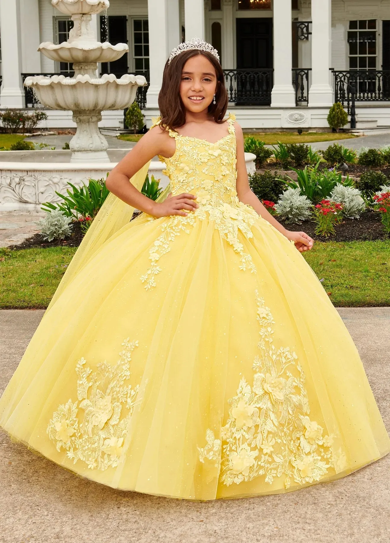 yellow xv dresses Flowers And Tulle Quinceanera Ball Gowns Off Shoulder Shoulder Design and lace Sexy Yellow Organza Quinceanera Dresses