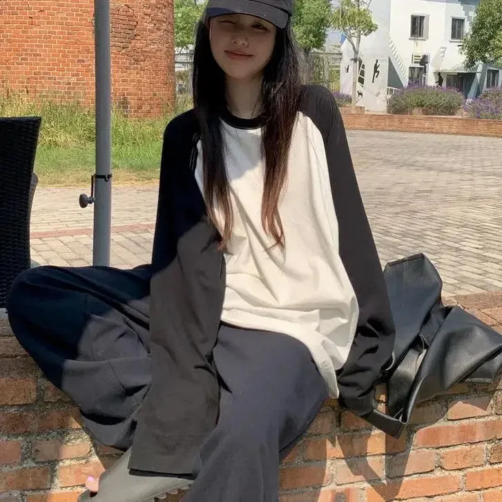 Streetwear Harajuku Long Sleeve O Neck Tee Black And White