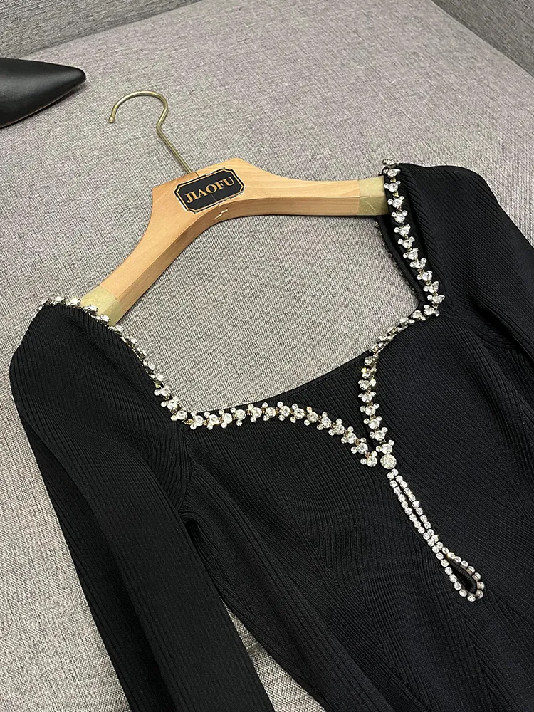 Fashion V-neck solid color sleeveless beaded knitted dress Fashion V-neck solid color sleeveless beaded knitted dress