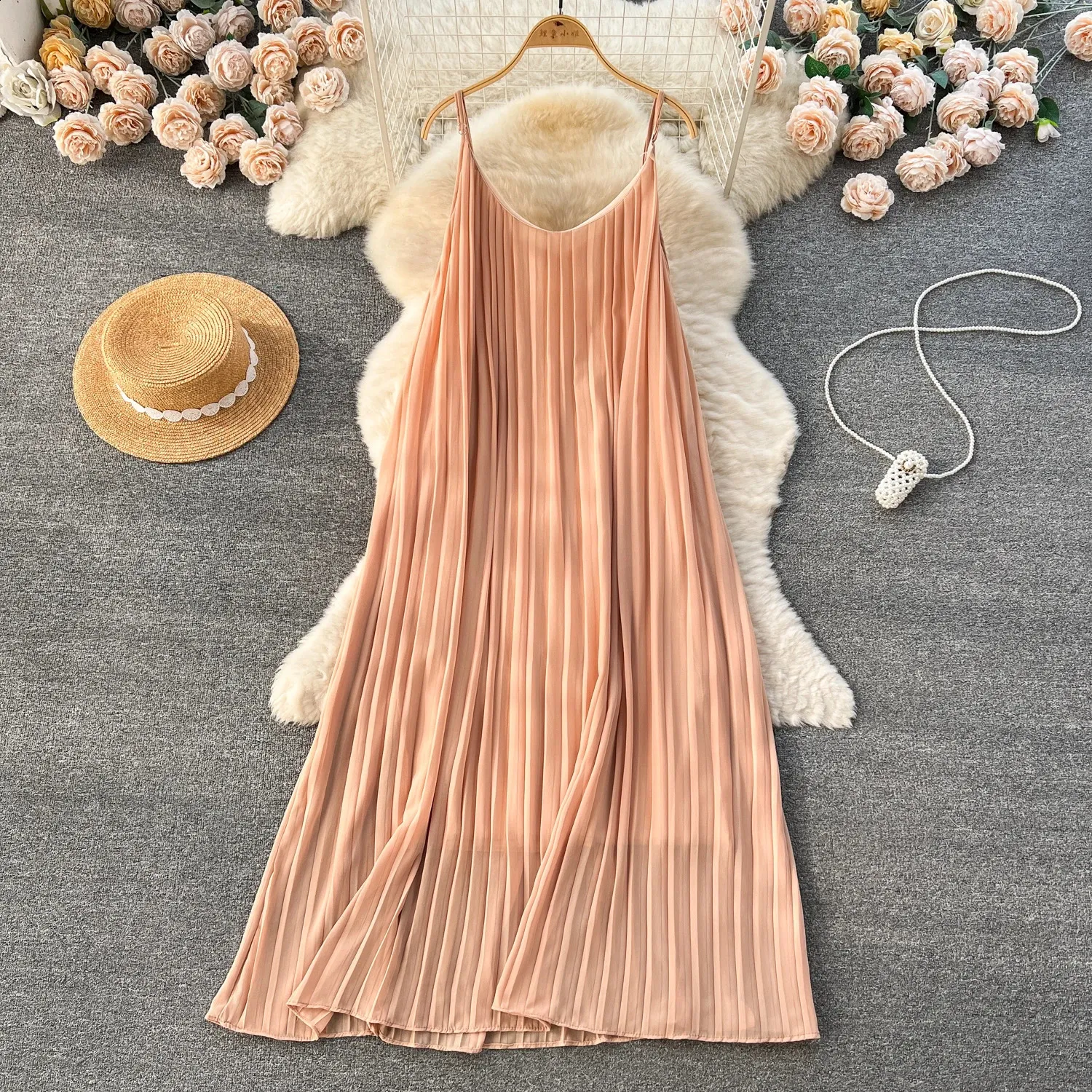 Chiffon Slip Dress Floor-Length Polyester Short Sleeve Brief Style for Women Summer from Dhgate Basic & Casual Dresses - price 58.68 Chiffon Slip Dress Floor-Length Polyester Short Sleeve Brief Style for Women Summer from Dhgate Basic & Casual Dresses - price 58.68