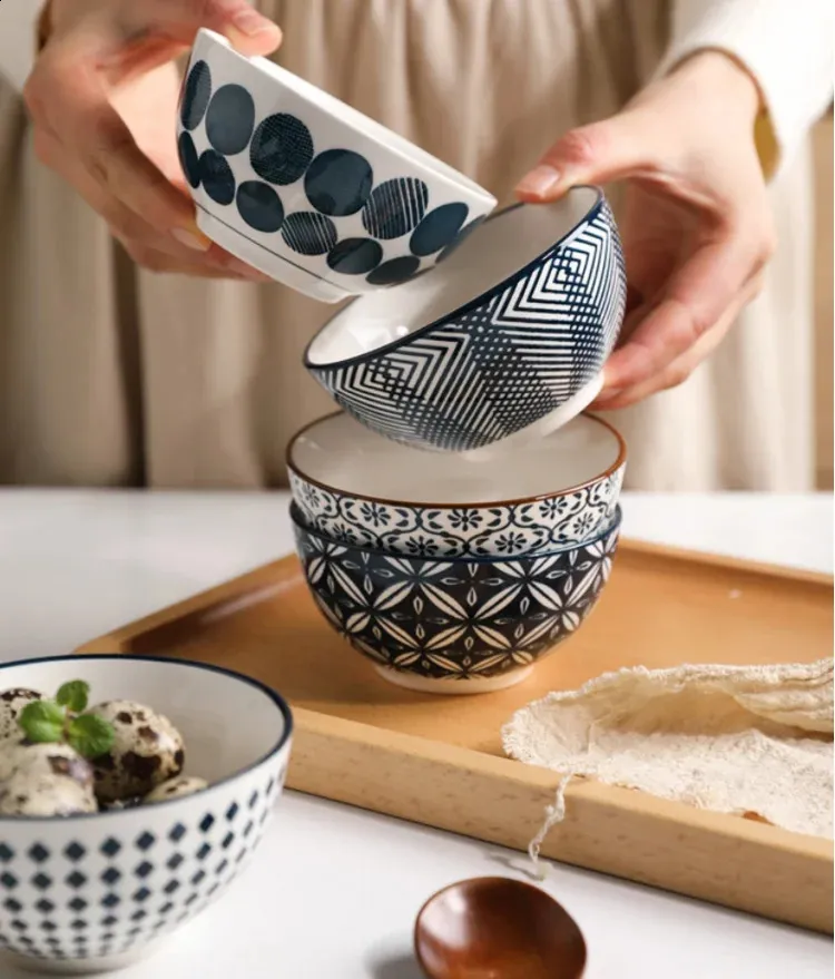 Set Of 4 Japanese Porcelain Bowls With Sakura Design - Gift Box, Ramen Noodle Soup Bowls, Microwave Safe