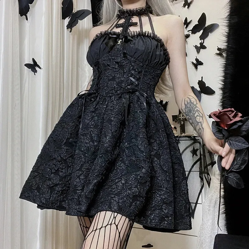 green emerald velvet dress Victorian Gothic Dress