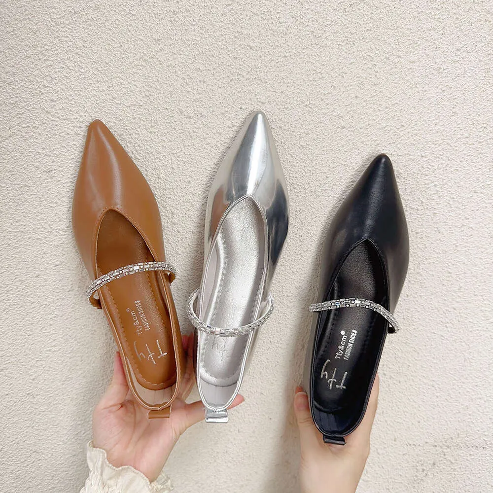Chaussures De Derby Pointues En Cuir Elegant Pour Femmes Appartements De Confort Pour Robe Dautomne Du 26 41 DHgate