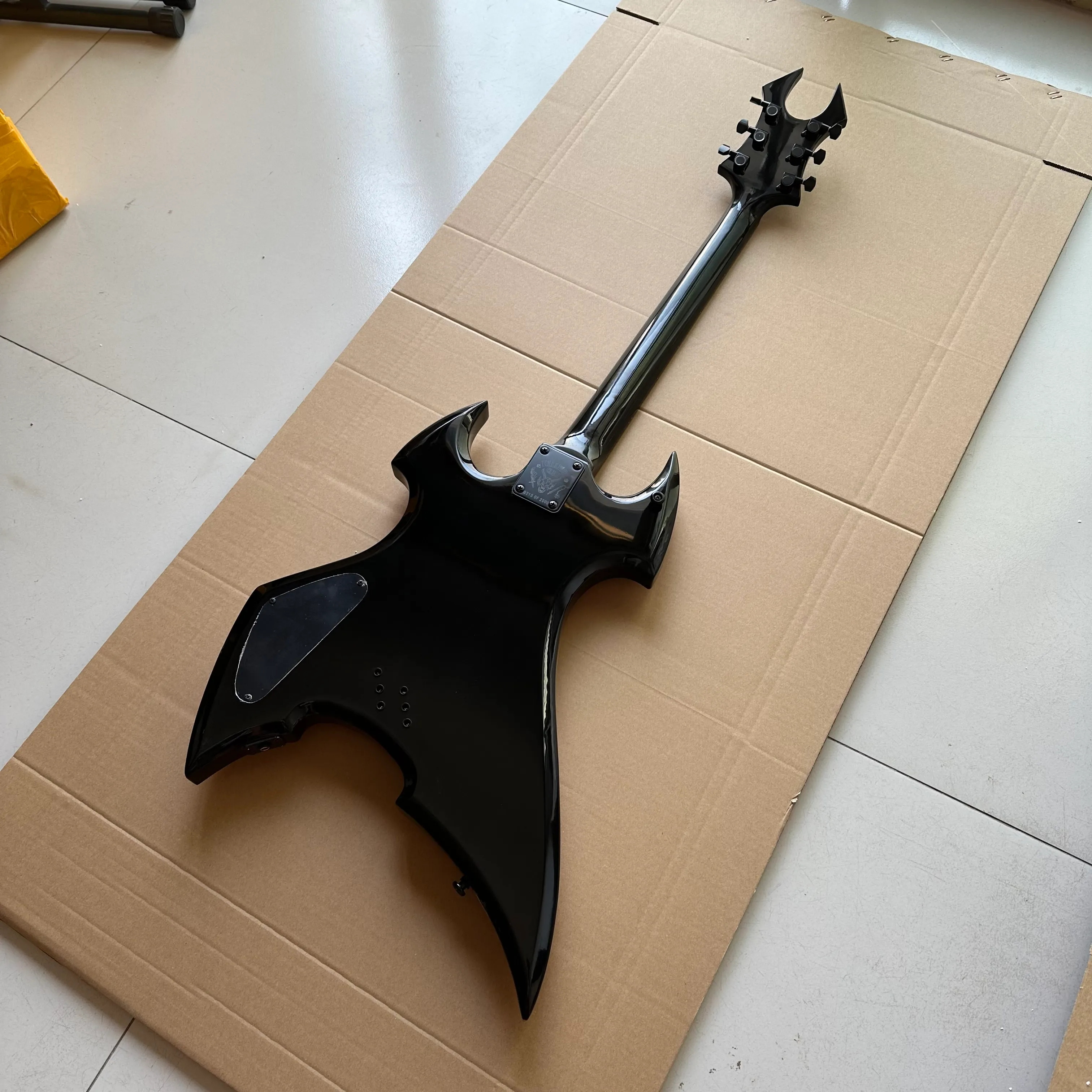 BC Rich Warbeast Headless Electric Guitar In Black With From