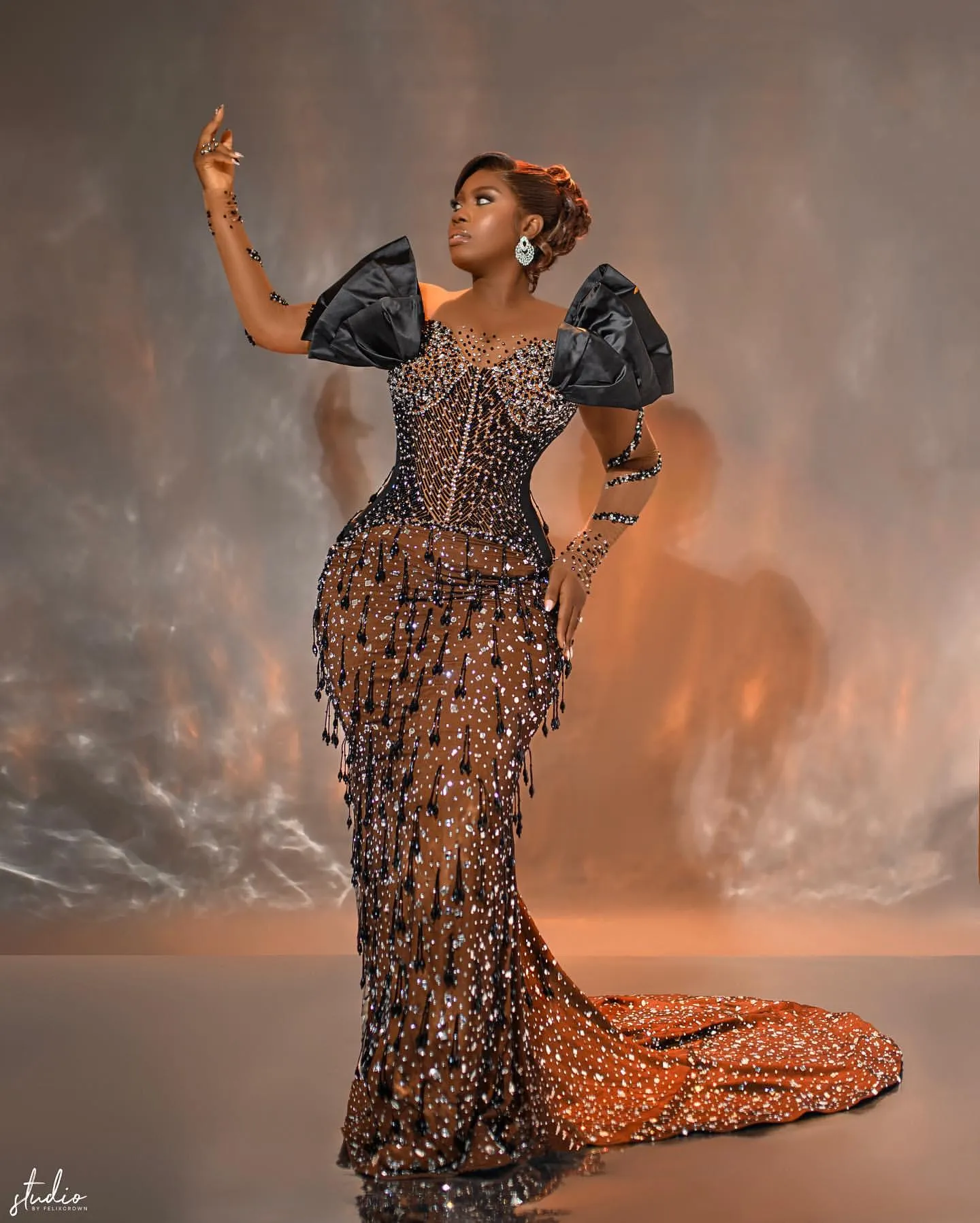 african black and gold dress African Dress-Elegant Black and Gold African V Top Skirt Set