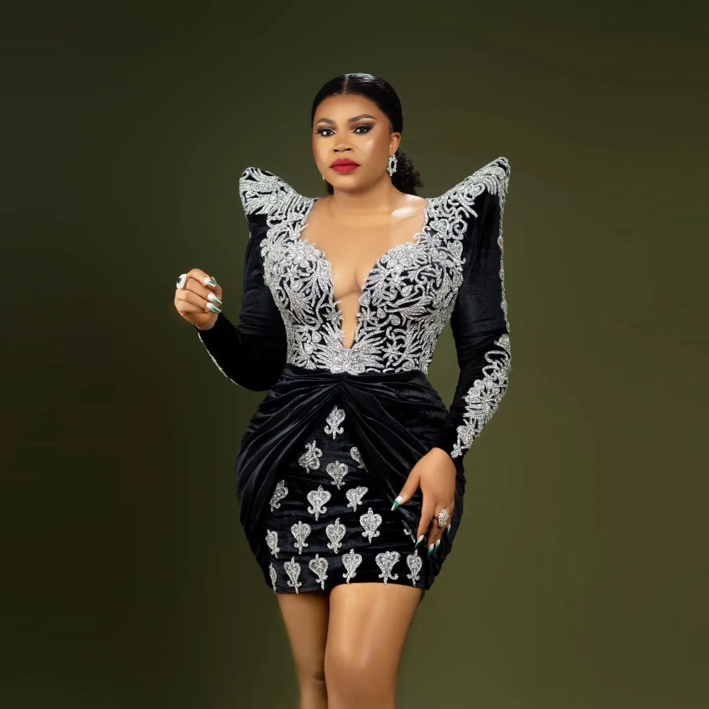 Sequined Black Sheath Cocktail Dress with Long Sleeves and Applique  Embellishment Short Mini Hemline from Dhgate Cocktail Dresses