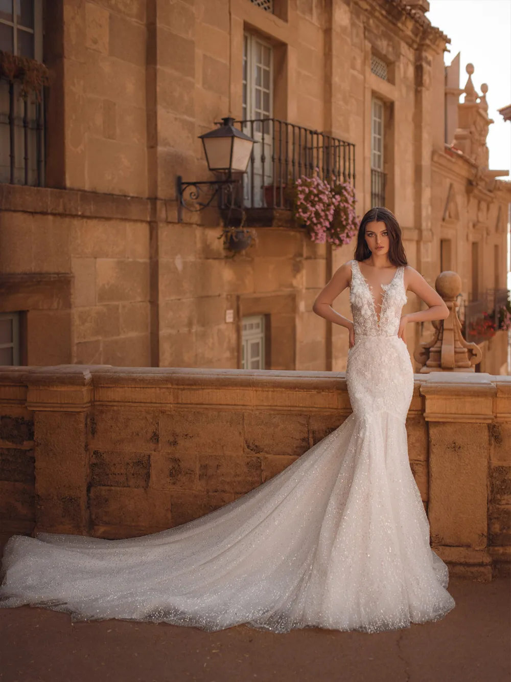 Sleeveless Backless Mermaid Wedding Dress With V-Neck Lace Tulle And Court  Train from Dhgate Mermaid Wedding Dresses - price 412.32