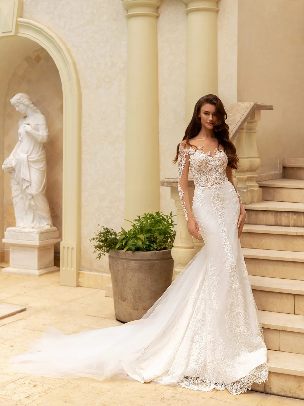 Alonlivn Chic Style Sheer Scoop Neck Mermaid Wedding Dress with Beading Appliques Lace Court Train Full Sleeves Trumpet Bridal Gowns