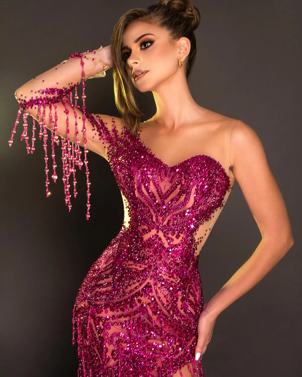 chinese dress ladies Amazon.com: Black Sparkly Sequin Mermaid Prom Dresses Long Sexy Deep V-Neck  Backless Formal Evening Gowns with Train for Juniors US 14 : Clothing,  Shoes & Jewelry
