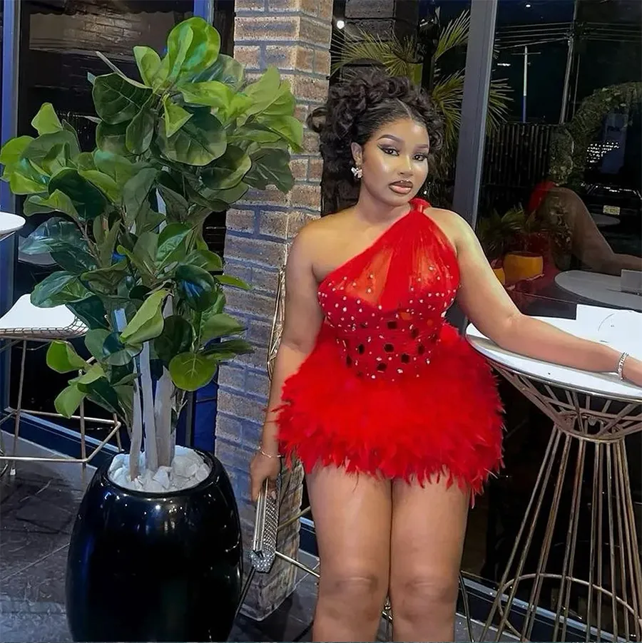 Sexy Red Short Prom Dress For Black Girls Beads Feathers Gonna Cocktail Dresses Formal Evening Dresses Vestidos De Gala From 52 3 DHgate