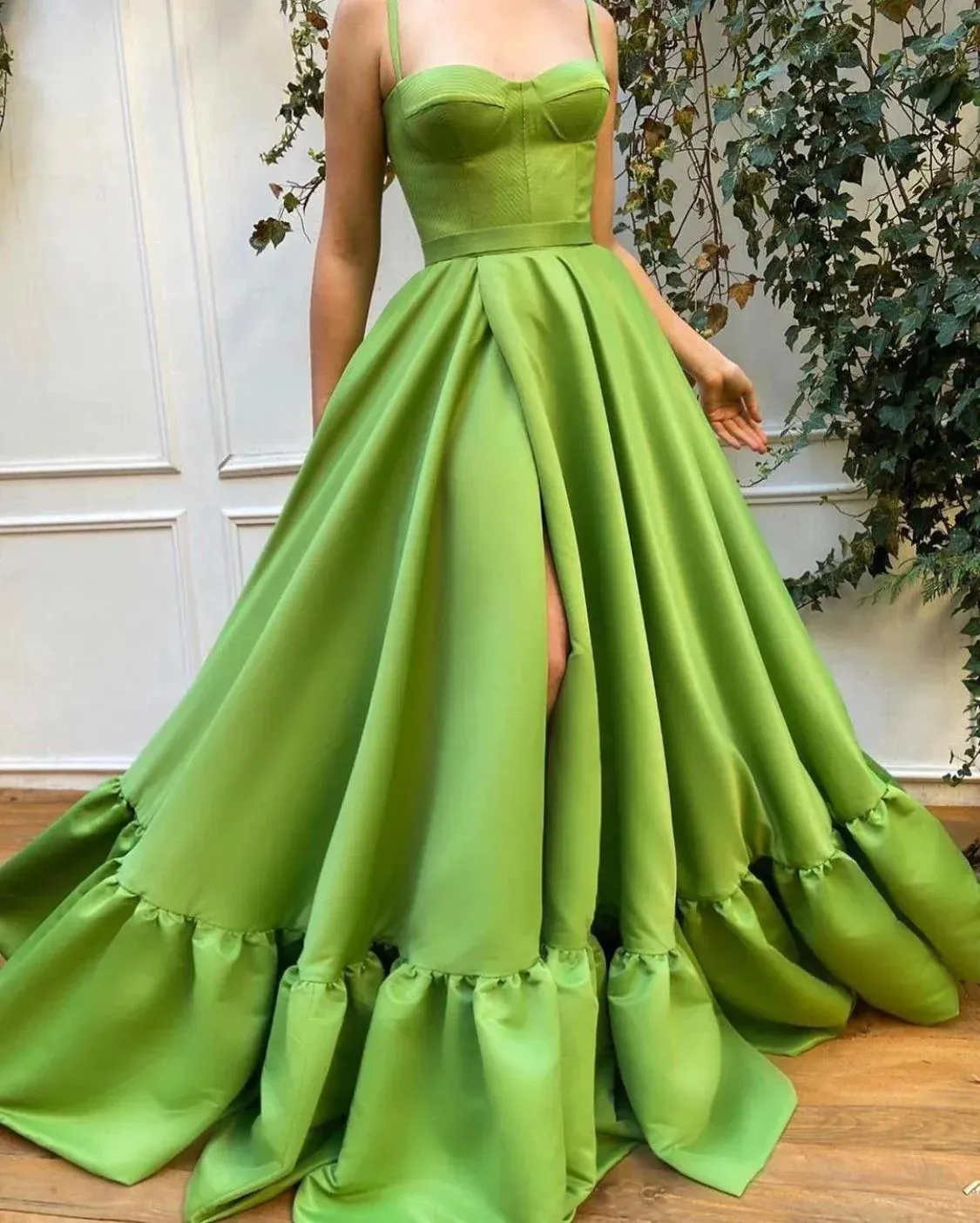 Long Green Satin Prom Dress with Spaghetti Straps, Ruffle Hem, Lace-up  Back, and Built-in Bra Floor-Length Evening Gown from Dhgate Prom Dresses -  price 159.05