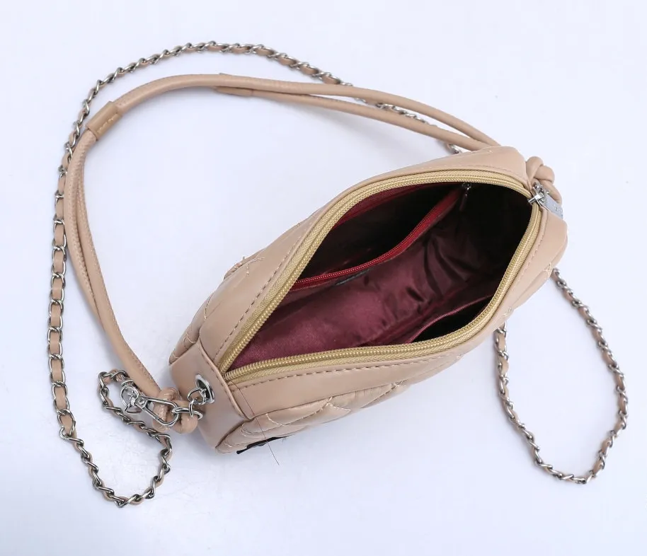 DHgate.com:Vintage Rhombus Bowling Bag: Minimalist Shoulder