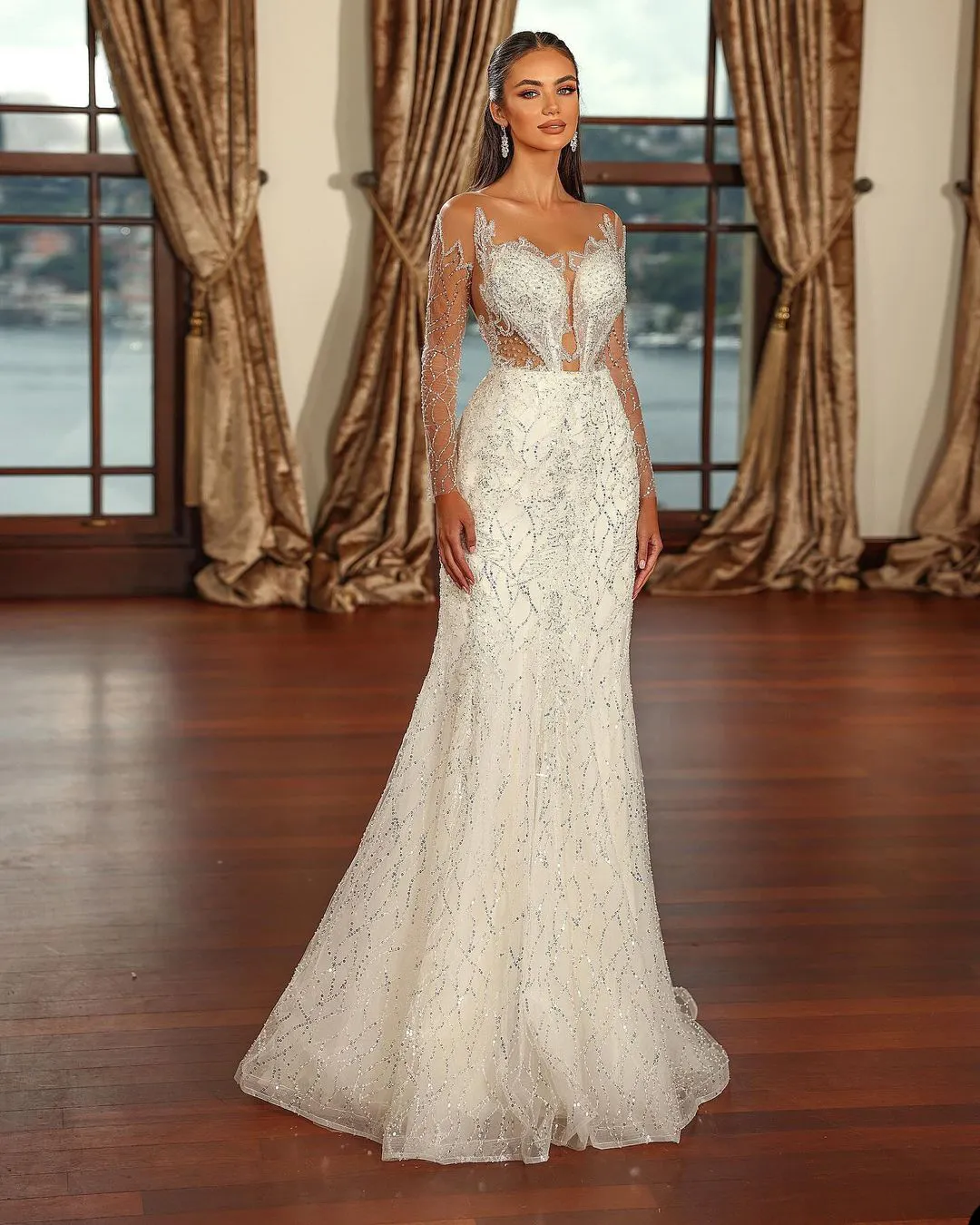 Custom-made Vintage Sheer Neck sparkly wedding dress with Long Sleeves, Sequins Lace, and Sweep Train for Women - Perfect Bridal Gown Custom-made Vintage Sheer Neck sparkly wedding dress with Long Sleeves, Sequins Lace, and Sweep Train for Women - Perfect Bridal Gown