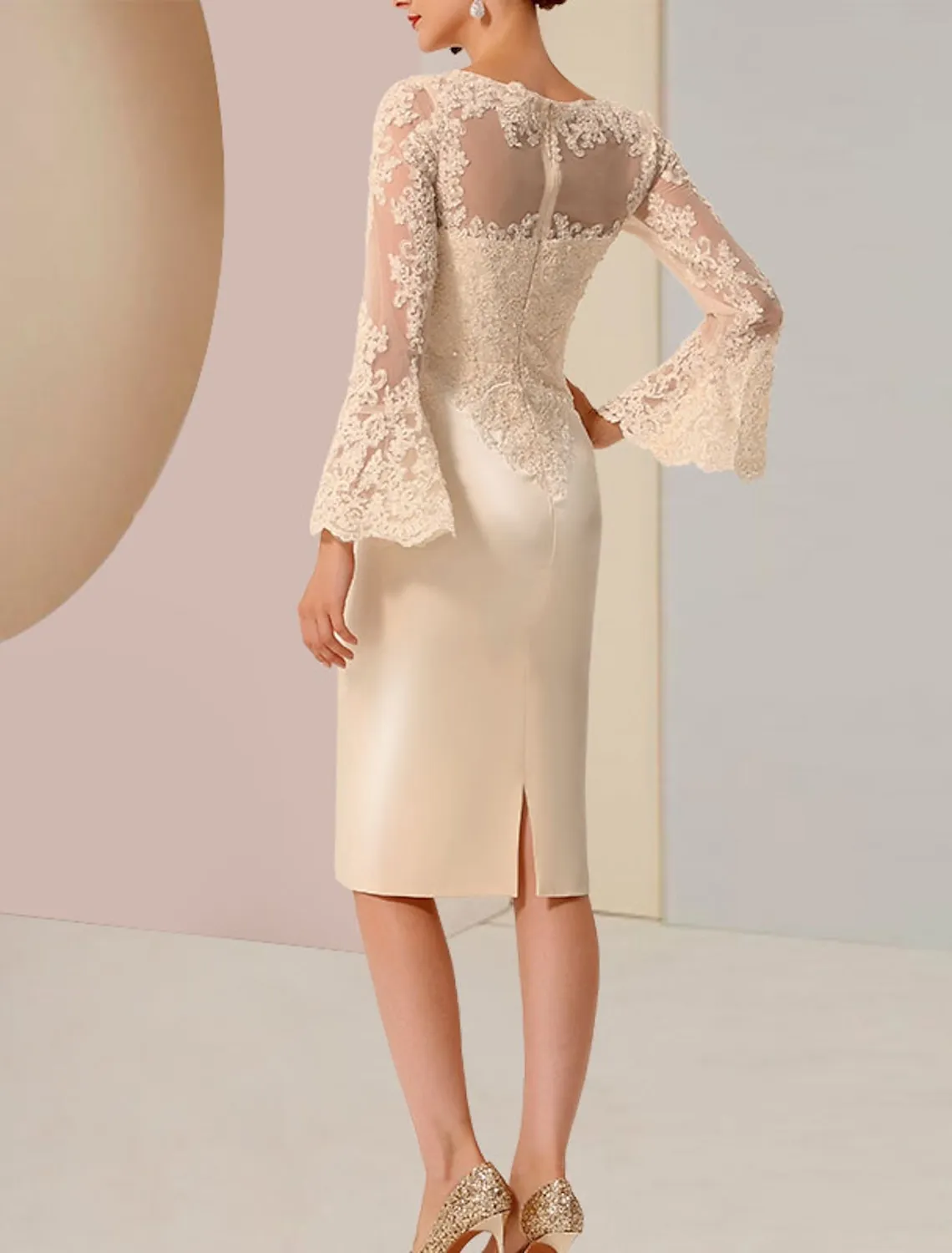 Champagne Lace Wedding Outfits for Mothers with Sheath Jewel Neck and Long Sleeves - Elegant Formal Party Gown for Women