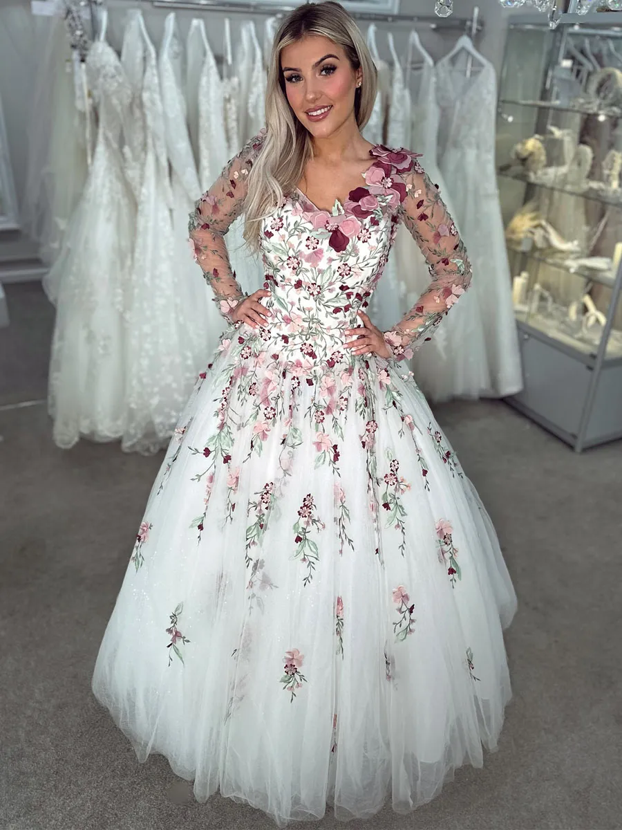 Sweetheart Floral Embroidered Wedding Dress With 3D... From Rosammant, $250.26 | DHgate.Com Sweetheart Floral Embroidered Wedding Dress With 3D... From Rosammant, $250.26 | DHgate.Com