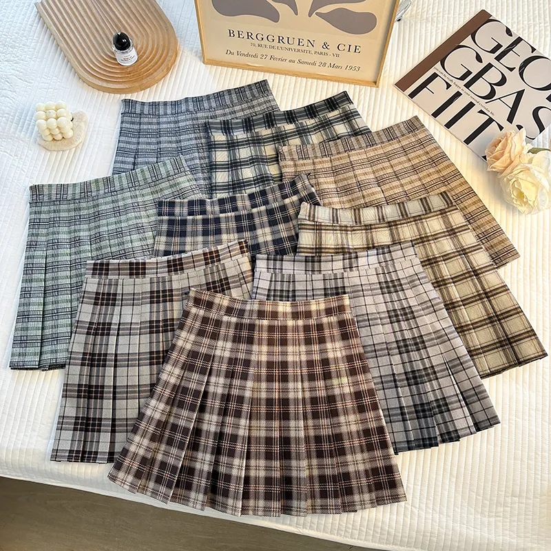 Autumn Plaid Pleated Mini Skirt with Zipper, High-Waisted A-line Skirt for  Women