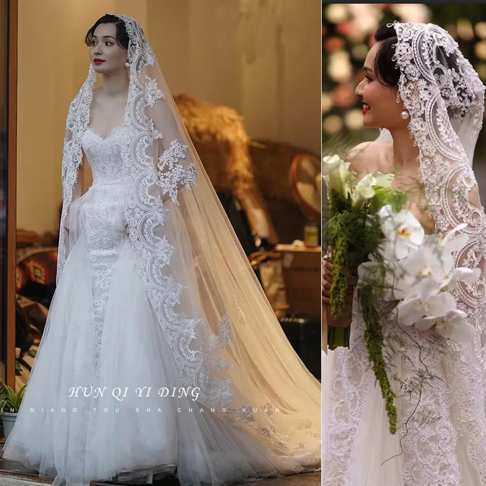 Elegant Cathedral Length Lace veil in wedding with Appliques