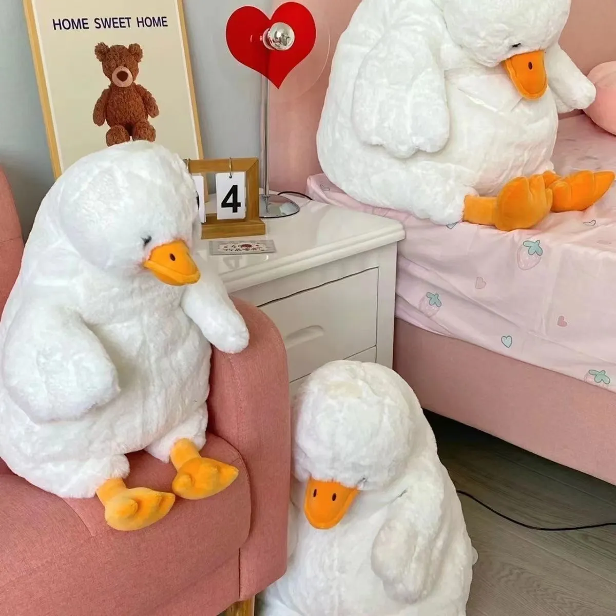 Duck shaped pillow hot sale