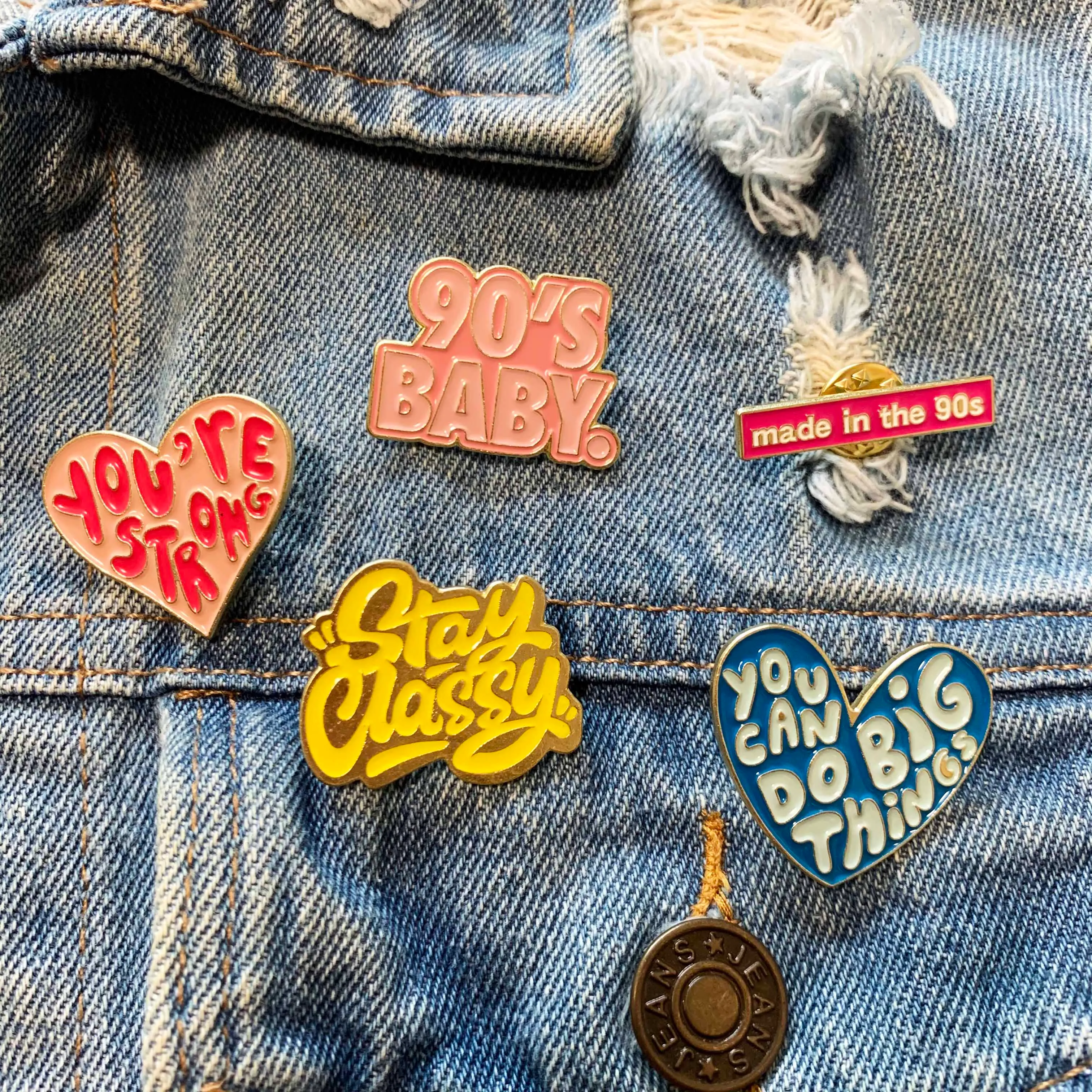 VINTAGE PINS ／USA／90個 Various 80s Vintage Buttons Pins Pinback Rock Heavy Metal