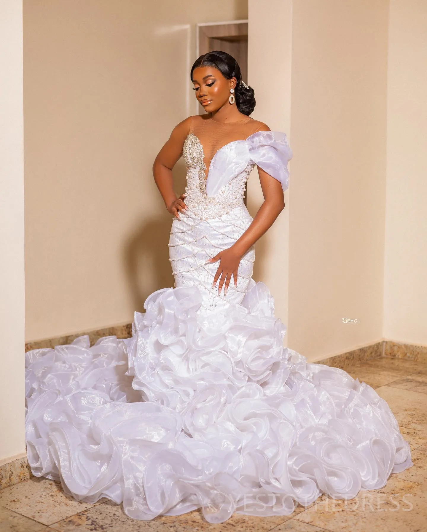 2024 Luxurious Mermaid Wedding Dress For Bride Bridal Gowns Illusion Tassel Rhinestones Beaded Pearls Crystals Ruffled Wedding Gowns For Black Women Marriage D240 From Yestothedress 264.75 DHgate.Com