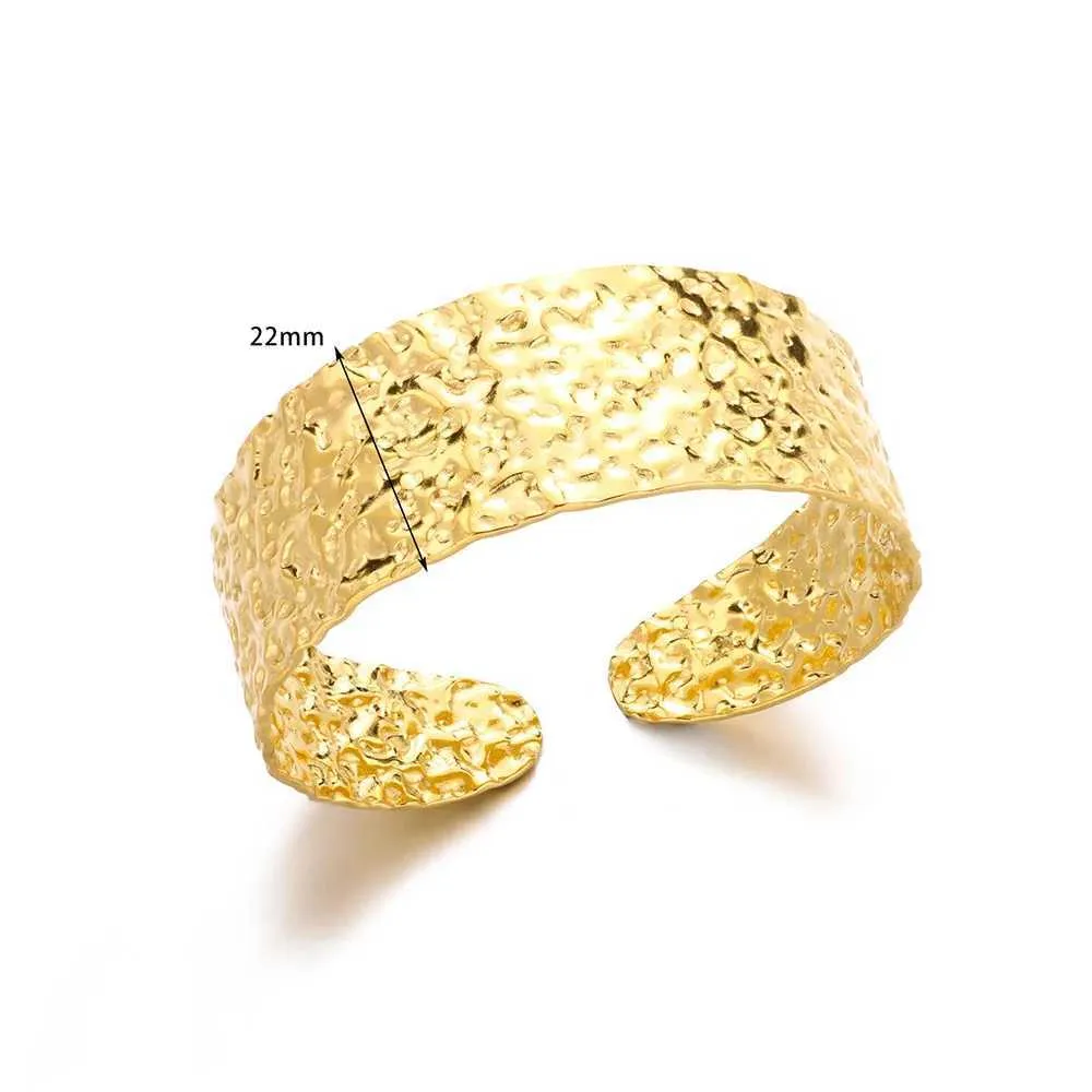 Textured Cuff Bracelet Gold Stainless Steel Vintage Bangle Women_voghion.com