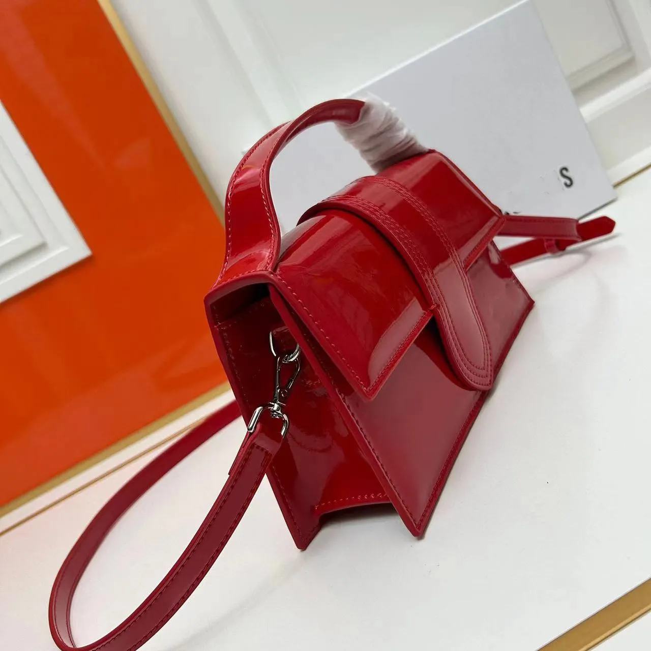 Jacquemues Designer Bag Red Tote Bag Women Crossbody Bag Handbag Vintage Designer Suede Leather Lacquer Leather Shoulder Bag Underarm Handle Purse