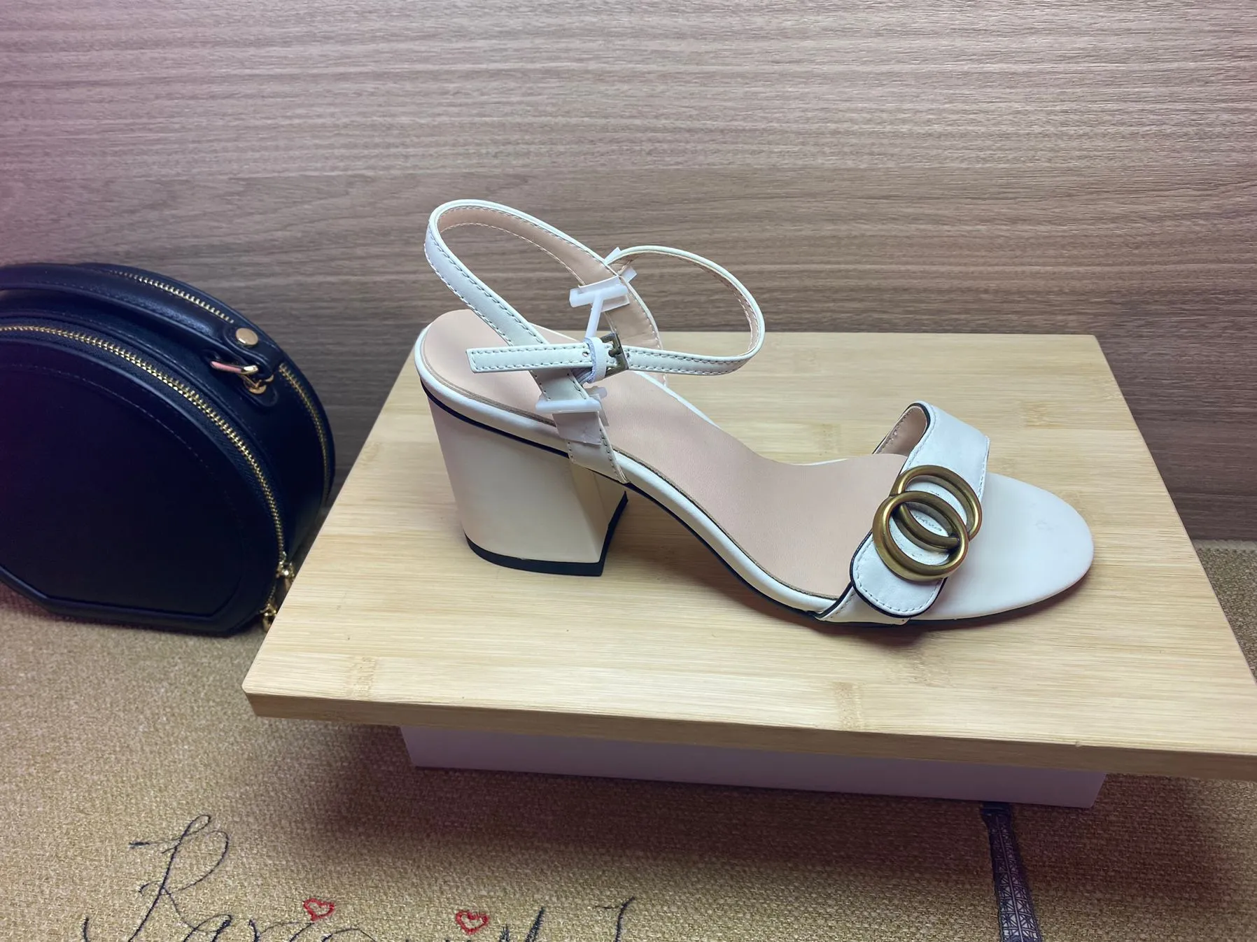 Bulk Designer Leather High Heeled Chunky Heel Sandals With Metal Belt Buckle For Women Perfect For Dance And Dressy Occasions Available In Large Sizes 34 42 With Box At Only 52.77 DHgate.Com