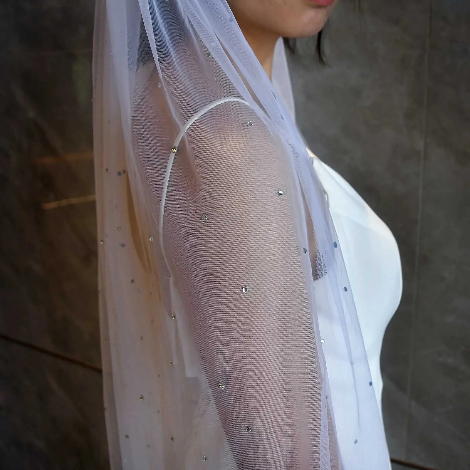 Gioielli per capelli M34 Velo corto Veli da sposa con strass Scintillanti 1 livello Cristalli Accessori da sposa in rilievo Sposa di diamanti_voghion.com