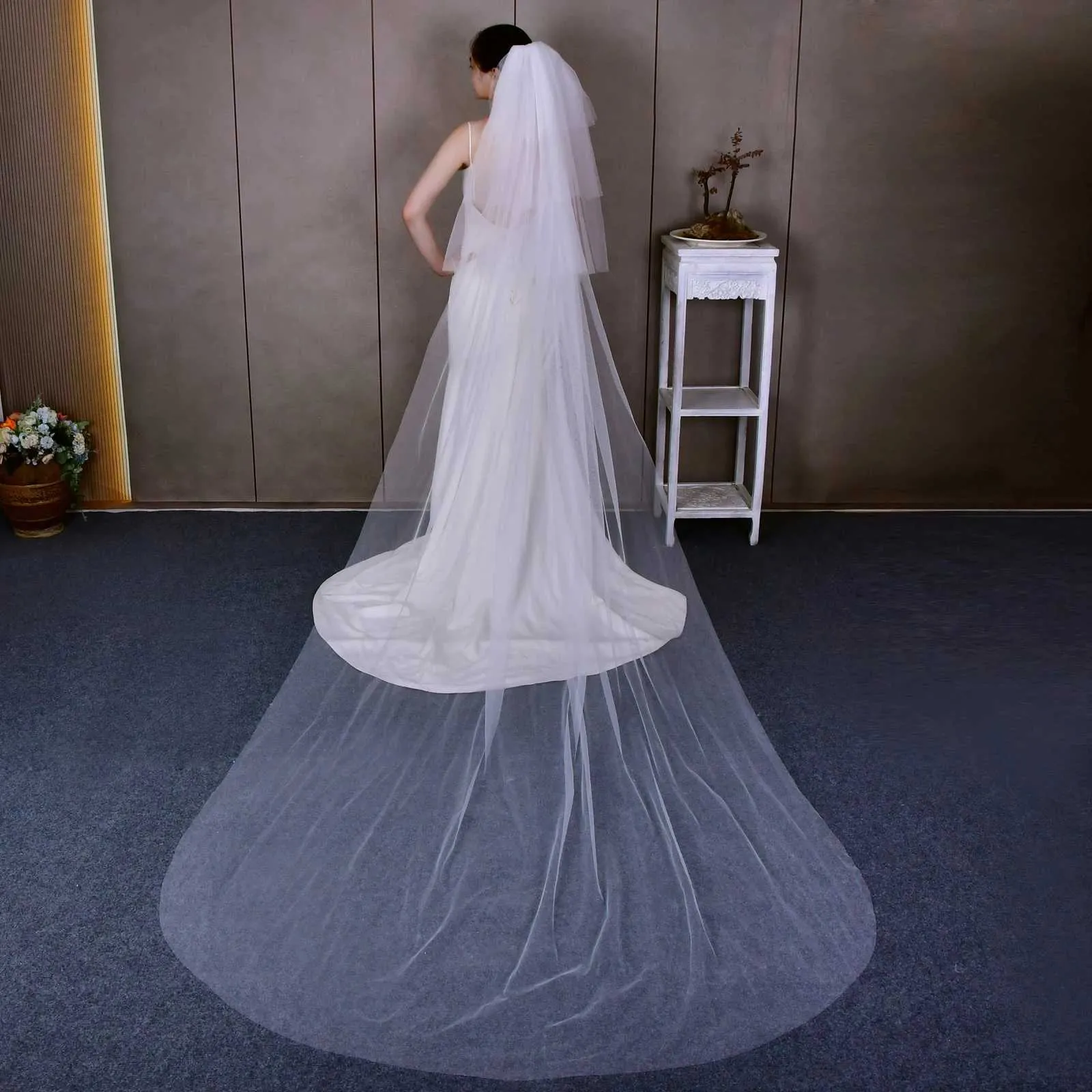 Hair Jewelry V27 Cathedral 4 Tier Sheer Bridal Veils Soft Italian Tulle Extra Long Wedding Veil for Bride_ipsvogv.com