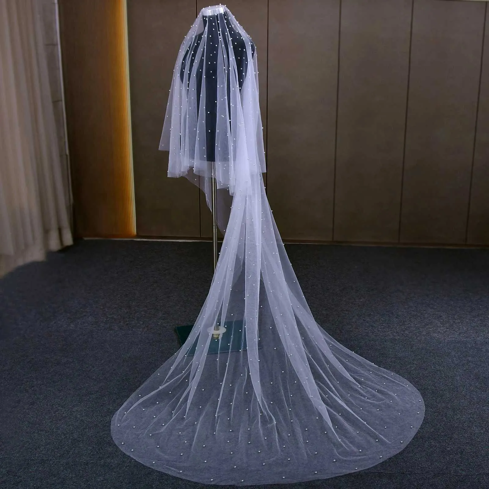 Gioielli per capelli V08 NO Pettine Velo Perle Veli da sposa in rilievo Copri viso Cattedrale Lunghezza Bordo grezzo Bellezza Sposa Matrimonio_voghion.com