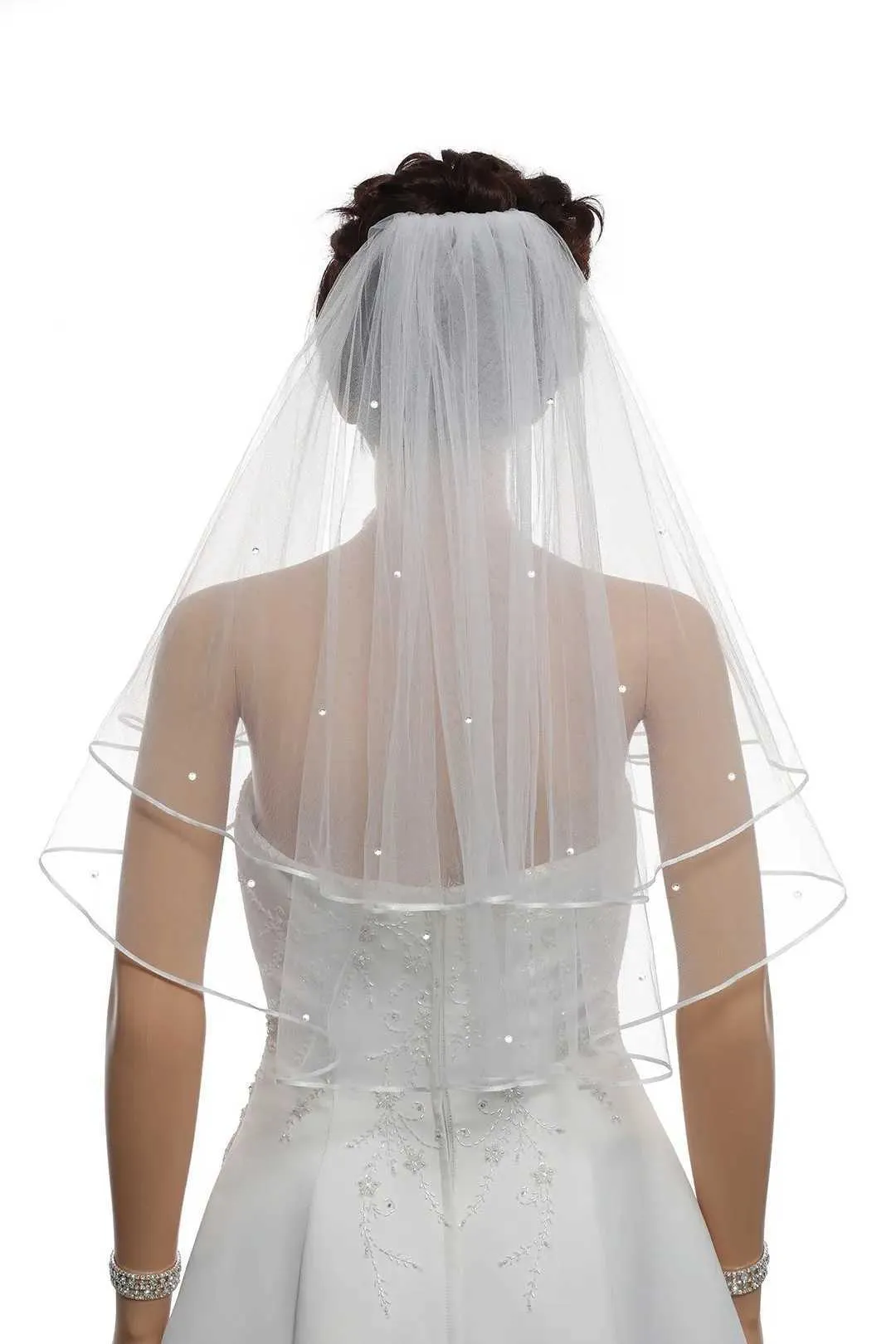 Voile de mariée avec bordure en ruban et perles pour mariage_voghion.com