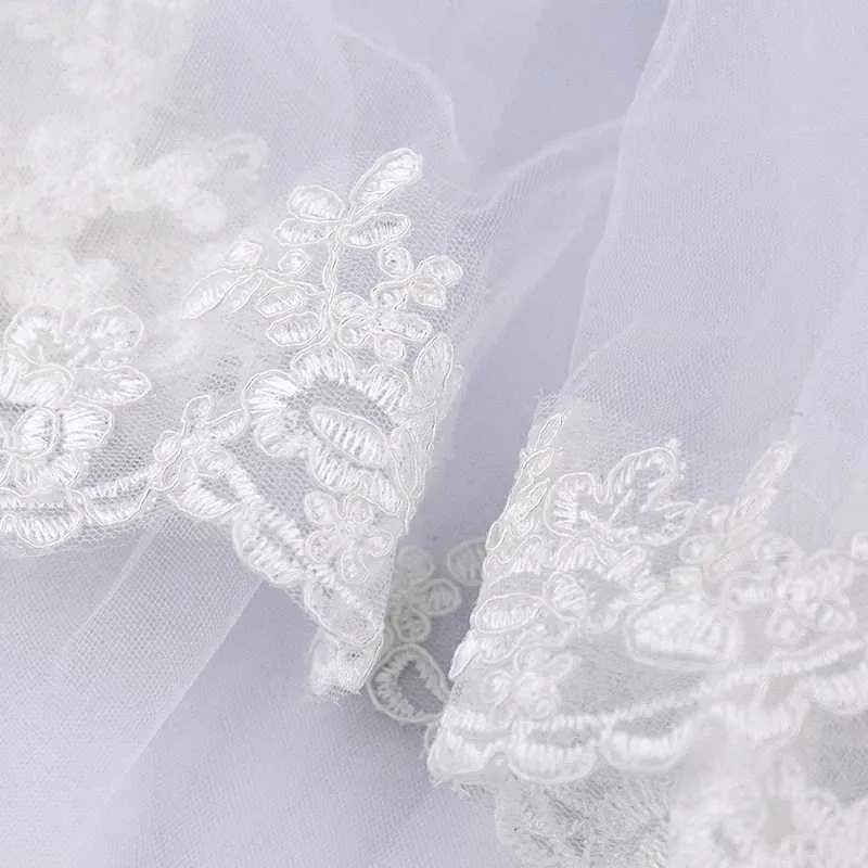 Gioielli per capelli Veli bianchi a due strati Bordo in pizzo Sexy vita corta da sposa con velo da abito a pettine per la sposa_voghion.com