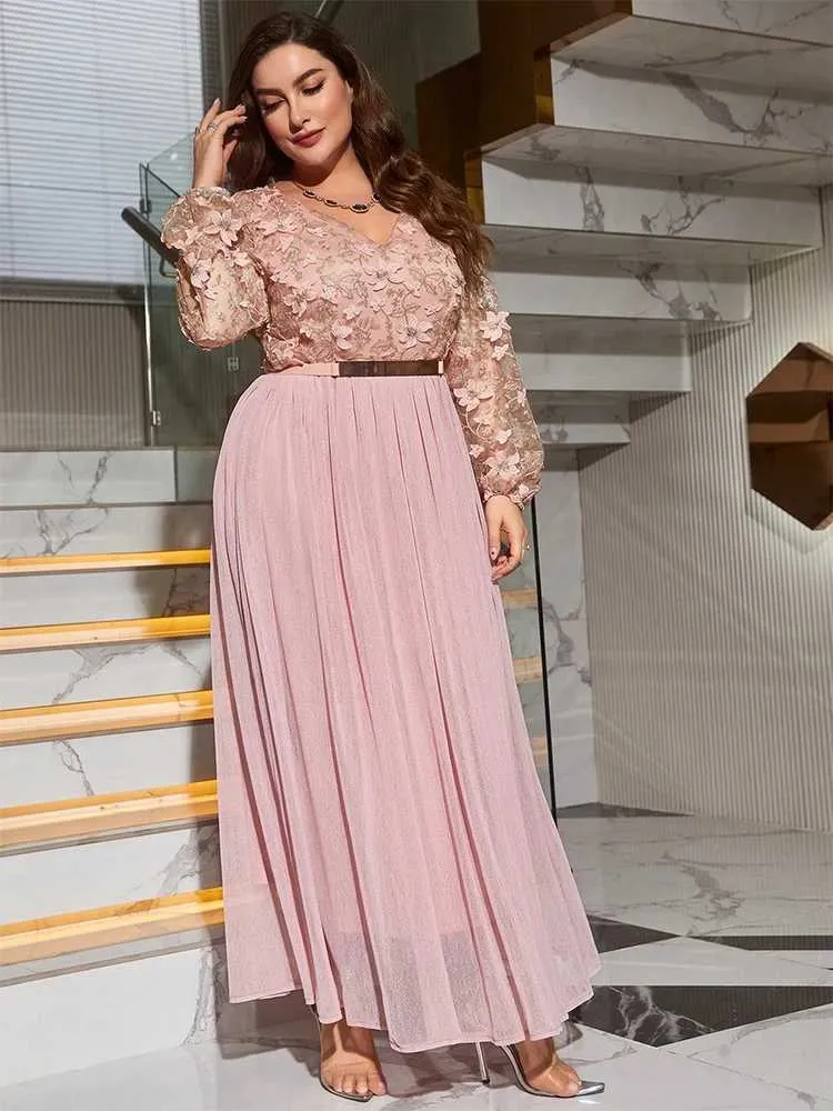 green emerald velvet dress Ladivine CD0219C Plus Size Long Formal Fitted Sequin Prom Dress main image 0