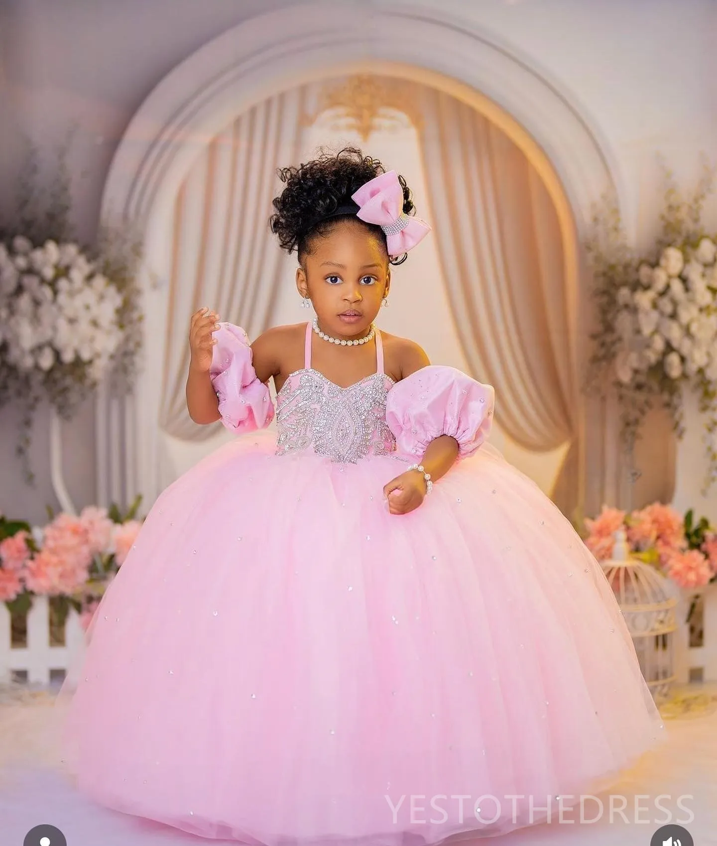 Pink Flower Girl Dress With Illusion Spaghetti Straps Rhinestones Beaded Decorations And Tiered Tulle Perfect For Birthday Parties And Marriage Aso Ebi 2021 F136 From Yestothedress 120.56 DHgate.Com