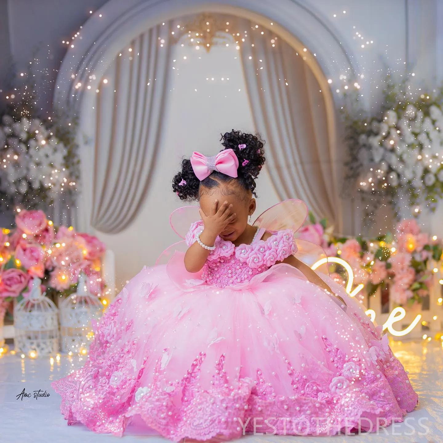 Robes de fille de fleur rose pour 2024 fetes d anniversaire robes de princesse appliques en dentelle avec des fleurs et des perles artisanales