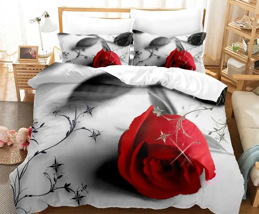 DHgate.com:Luxury Bedding Sets Queen Size - Romantic Red