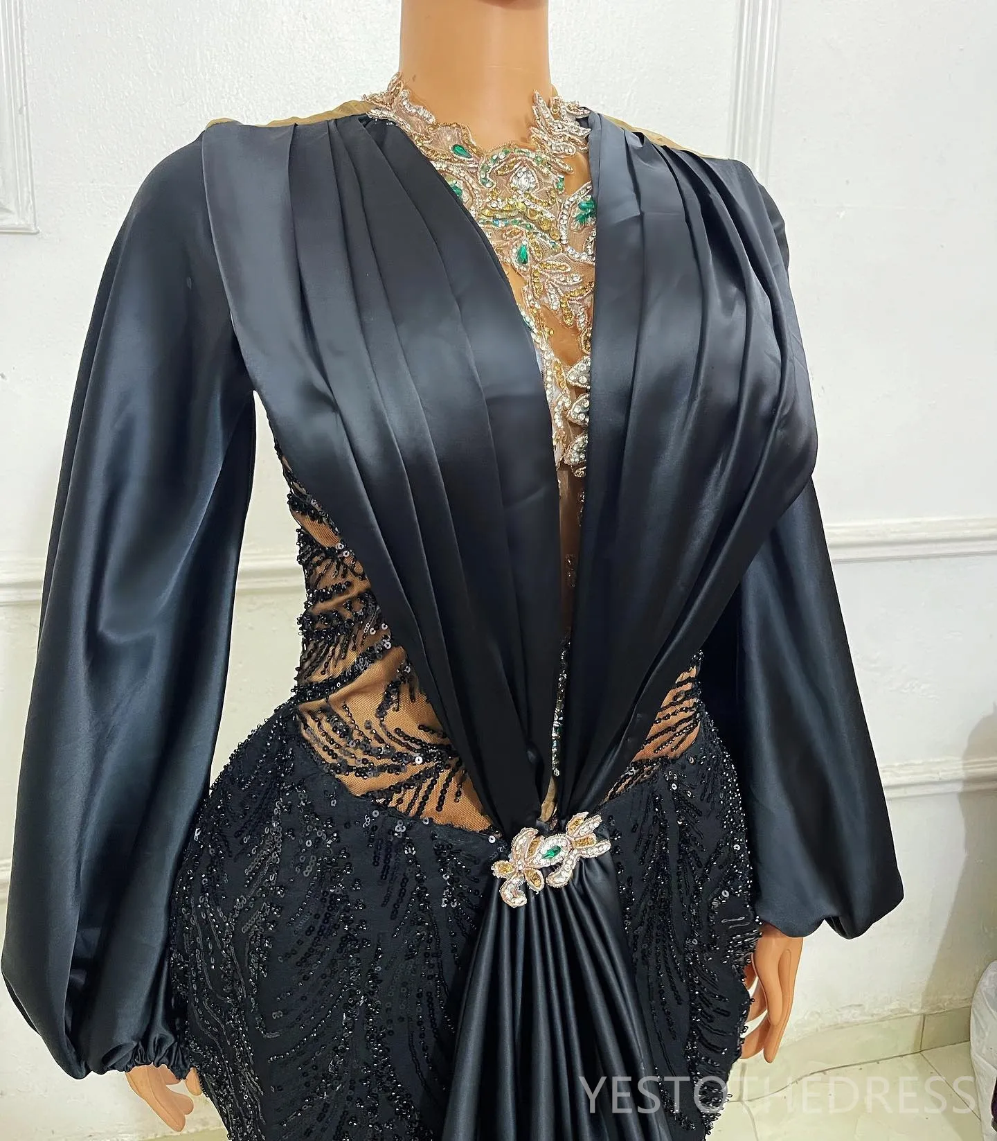 Black Satin Mermaid Black silk prom dress with Beaded Sweep Train and Long Sleeves - Plus Size Formal Evening Gown (2025 Aso Ebi)