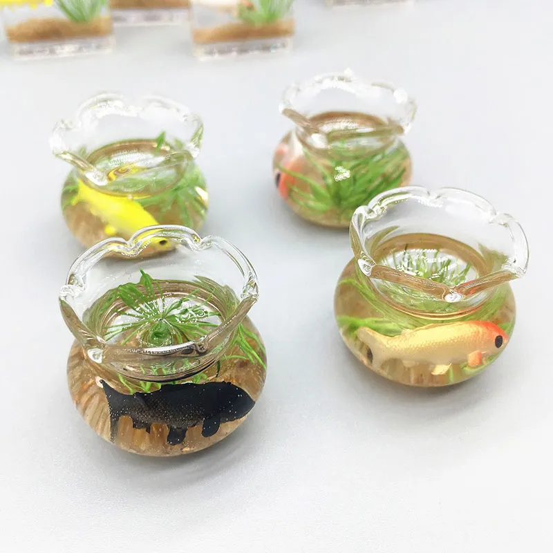 Glass dollhouse top