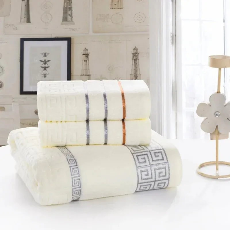 White Pure Cotton Towel 35x75cm Embroidered Hotel Bath Towels For Adults Quick Dry Thicken Soft Face Towels Highly Absorbent From 3 78 DHgate