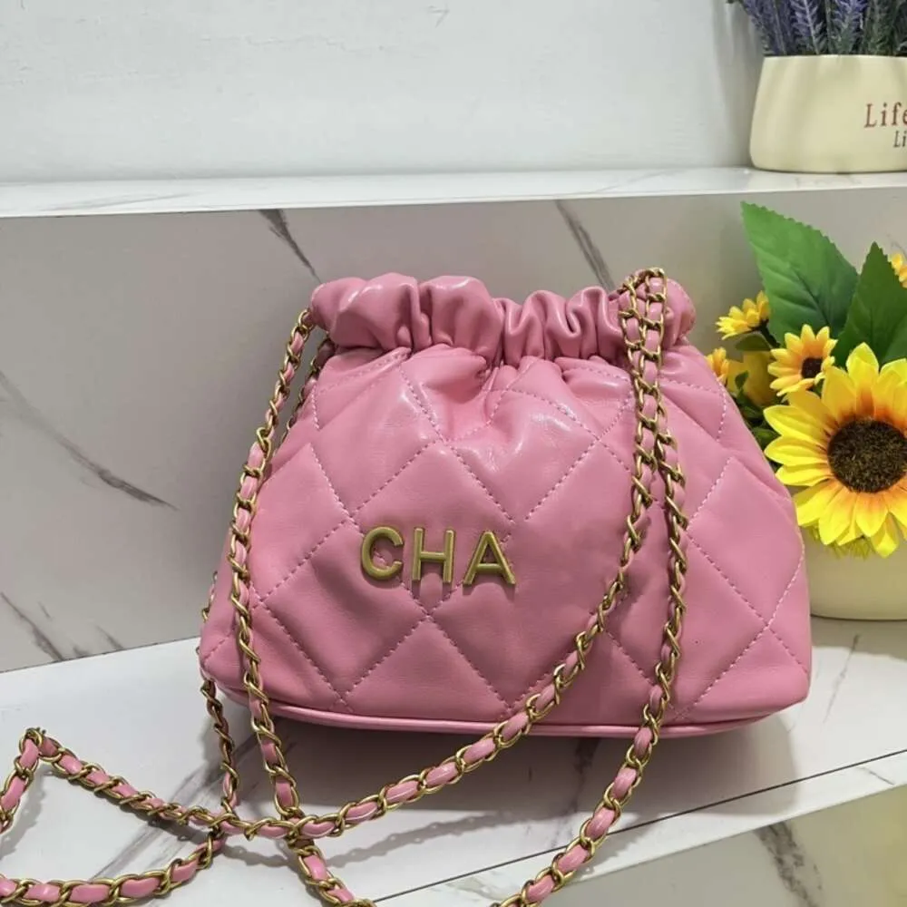 Discounted handbags hot sale