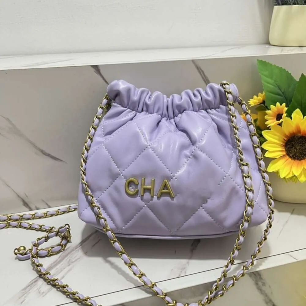 Discounted handbags hot sale