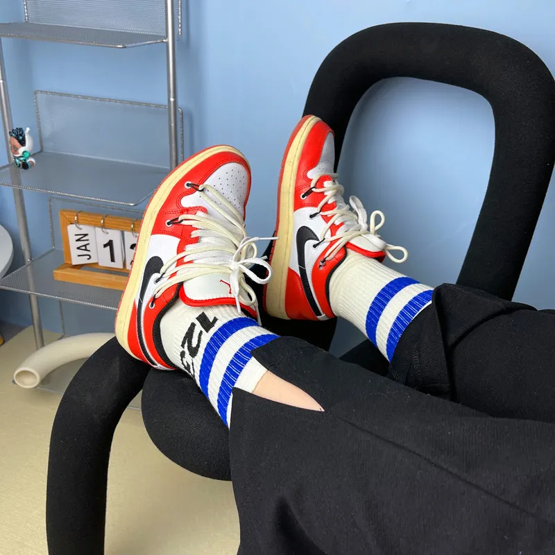 Tie Dye Vsco Nike Socks White Vans With White Nike Socks 2025