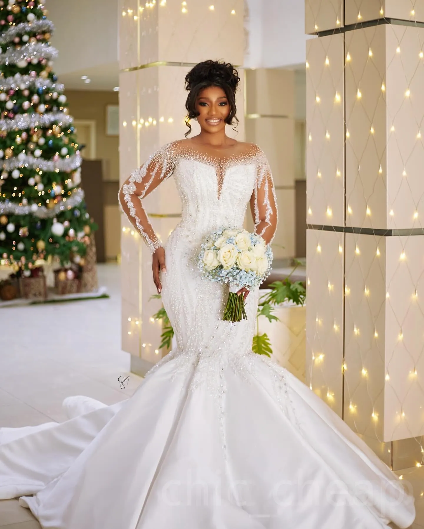 chinese dress ladies Zapaka Women Ivory Mermaid Wedding Dress Square Neck Long Sleeves  Butterflies Bridal Dress – ZAPAKA main image 0