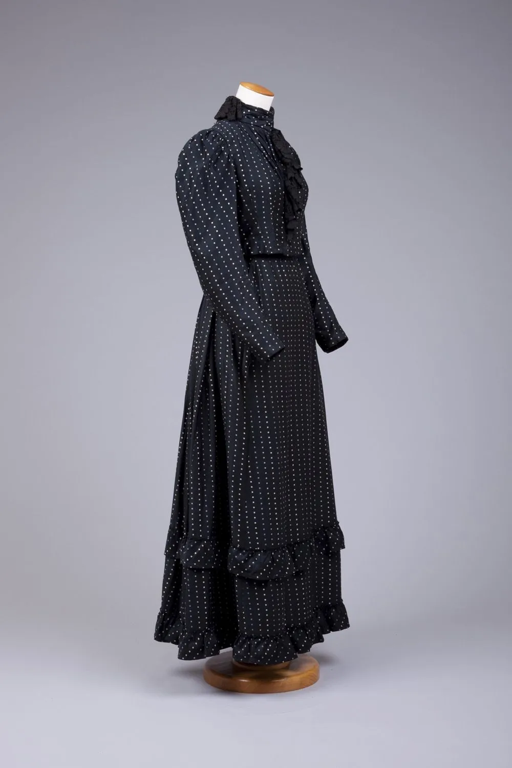 1890s black dress Black Floral Jacquard Piper Swing Dress  Unique Vintage