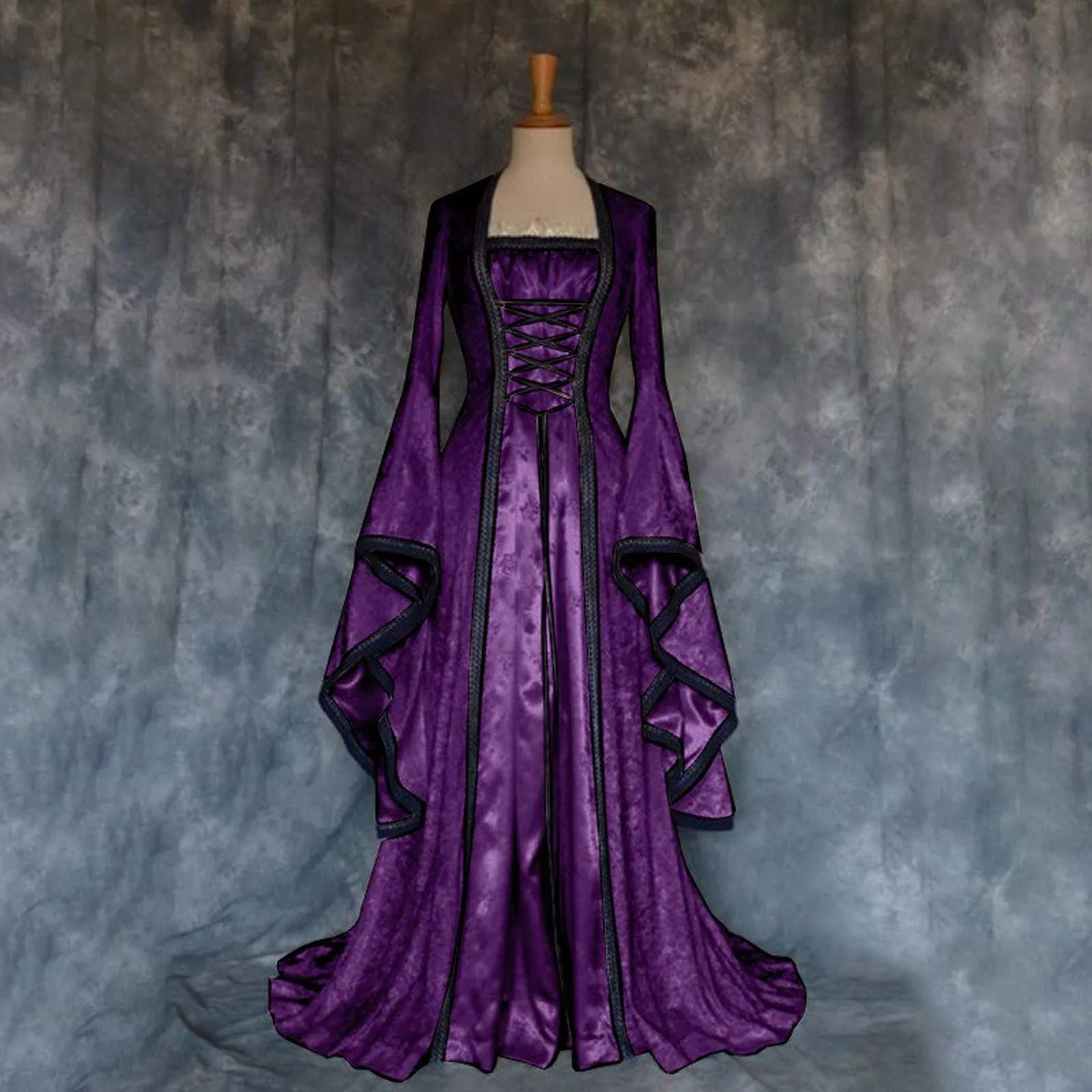 Adjustable Lace Pirate Halloween victorian dress for Women - Irish Gown Long victorian dress