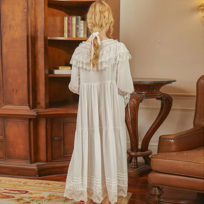 Victorian White Long Sleeve Nightgown for Women - Princess Victorian Sleepwear with Romantic Vintage Style, Loose Fit and Peignoir Robe - Large Size