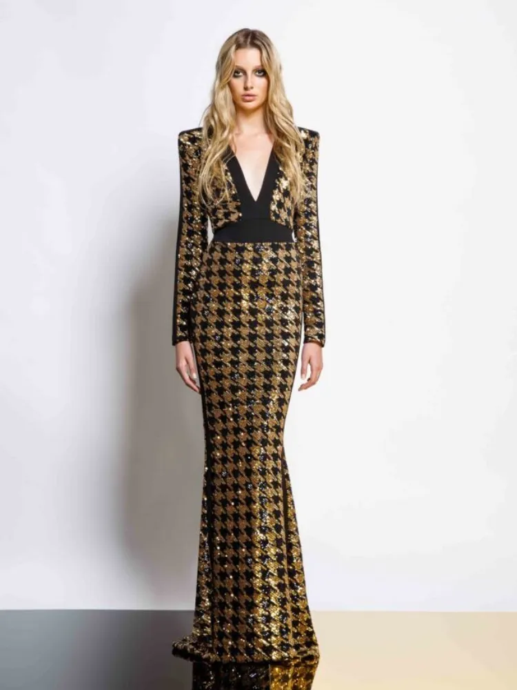 Black Gold Sequin Gold Sequin maxi dress with V-Neck and Long Sleeves - Perfect for Runway Evening Parties and Special Occasions