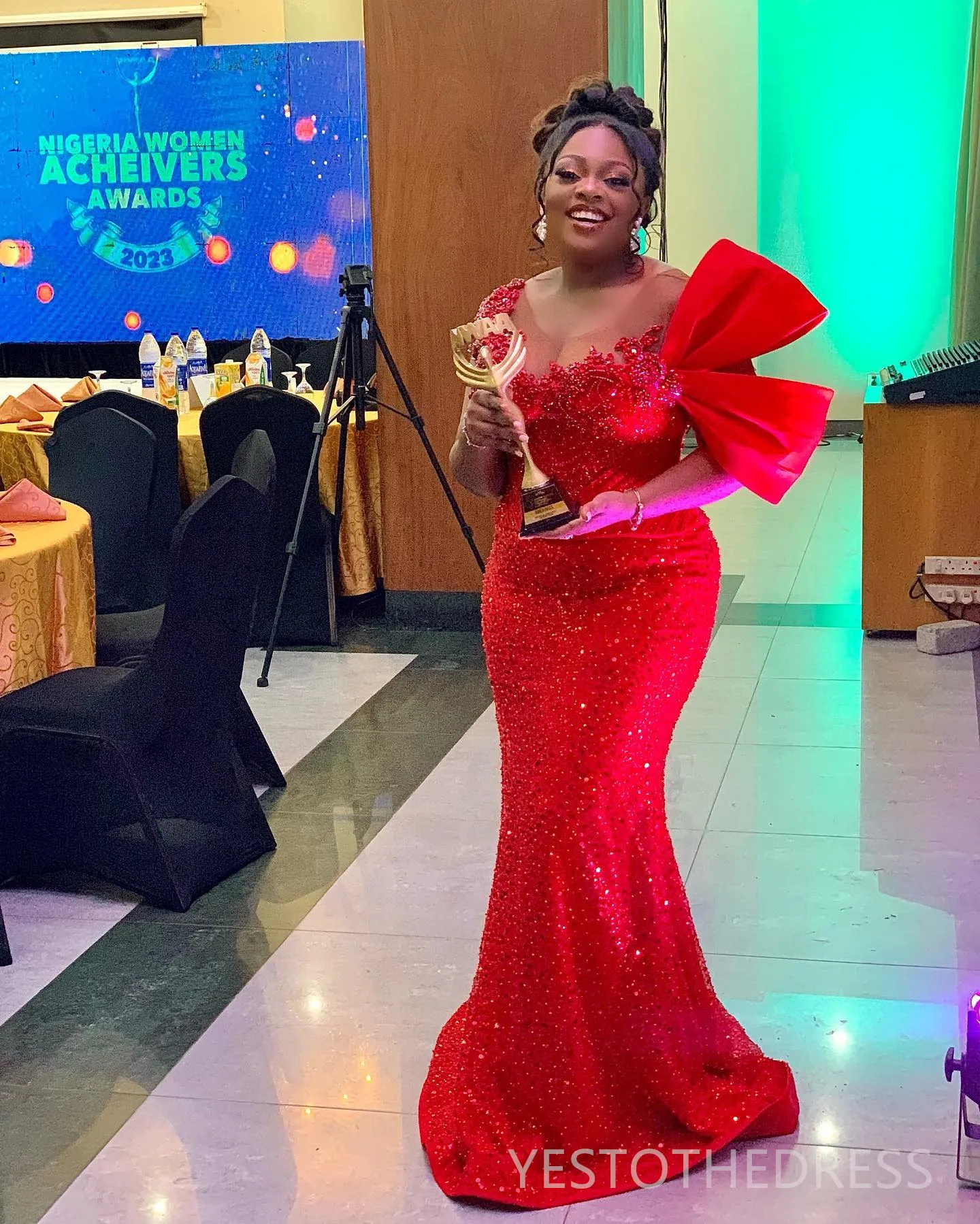 赤い人魚のウエディングドレス2024、黒人女性のためのビーズレース