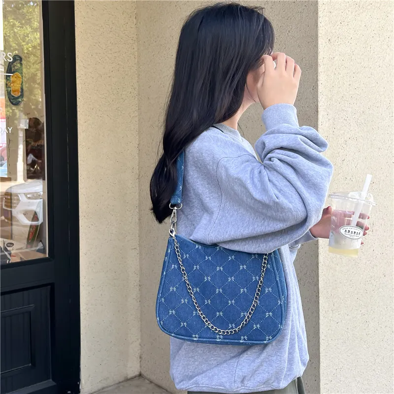 ショルダーバッグ・ポシェット   JEANS CRESCENT TEXT BUCKLE SHOULDER BAG XK071 Women Denim Crossbody Bag Crescent Shoulder Handbags Blue