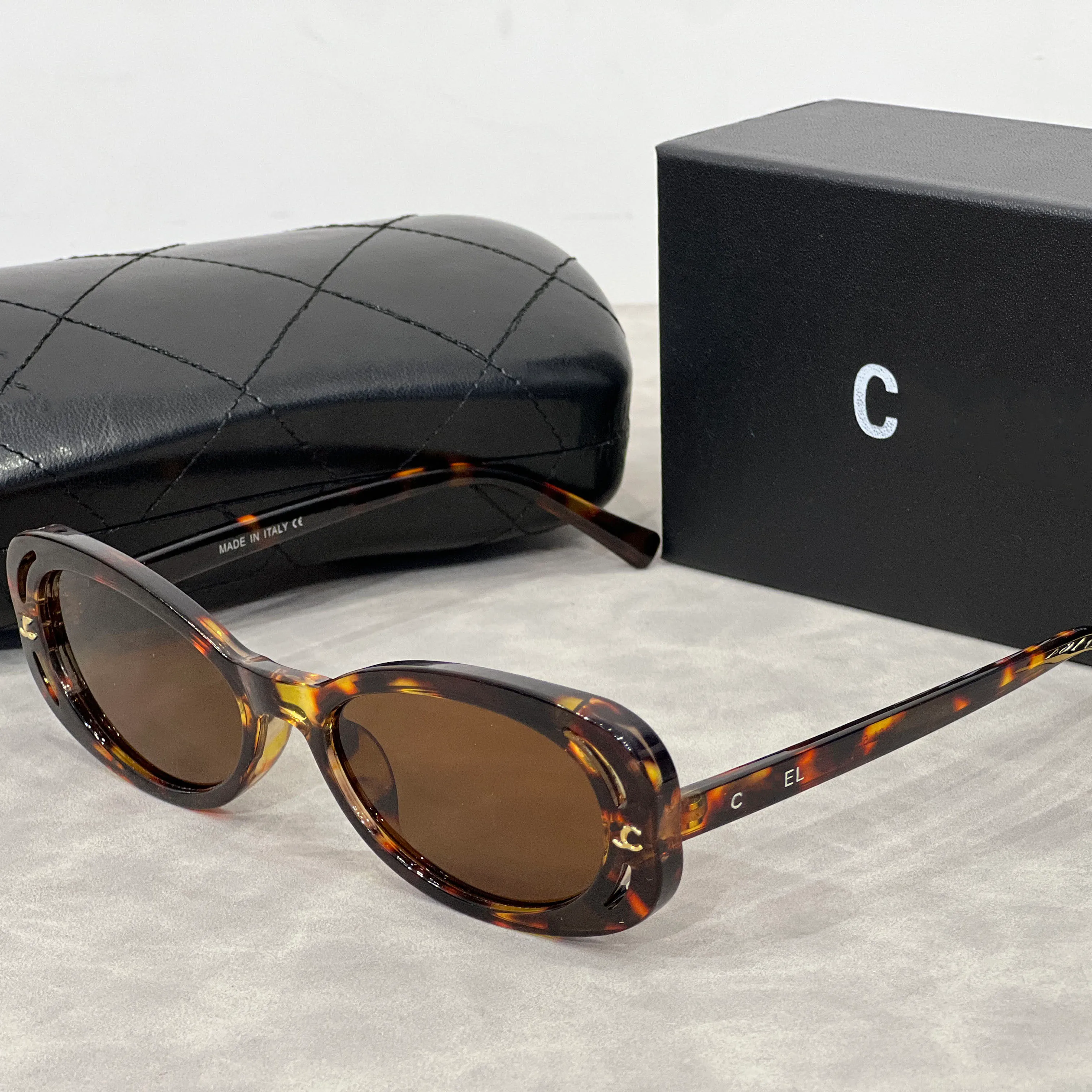 Polarized Cat Eye Sunglasses Women UV400 Tortoise Frame Fashion Accessories Deja Views Cat-Eye Polarized Sunglasses for Women | Knockaround main image 3